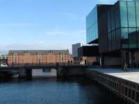 rechts: Dänische Königliche Bibliothek